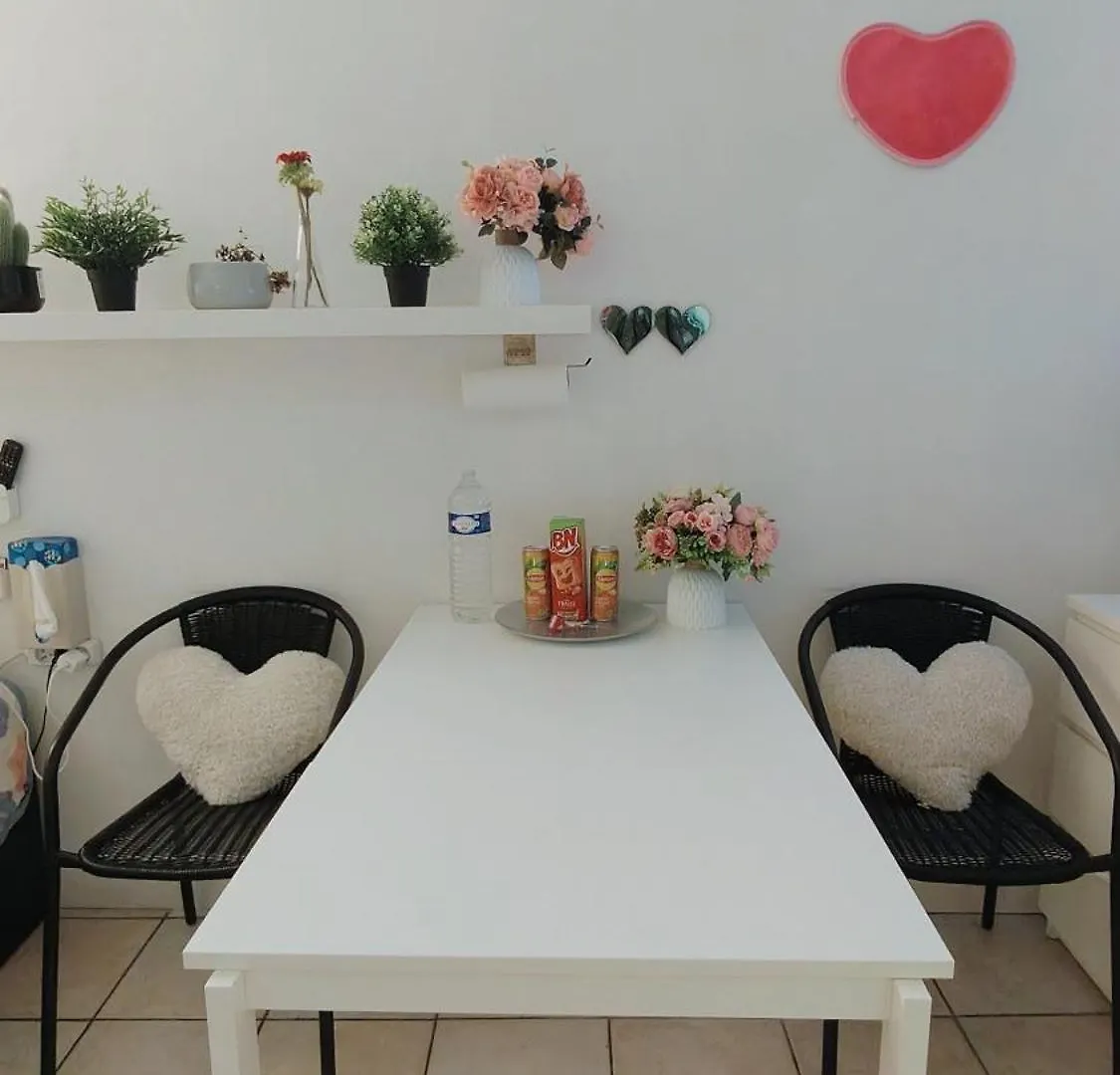 Centre Villeopera, Gare St Lazare , Cozy Studio Párizs